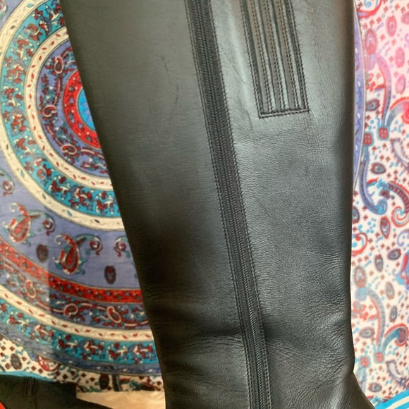 SOLD.  Botalli over the knee - Picture 11 of 12